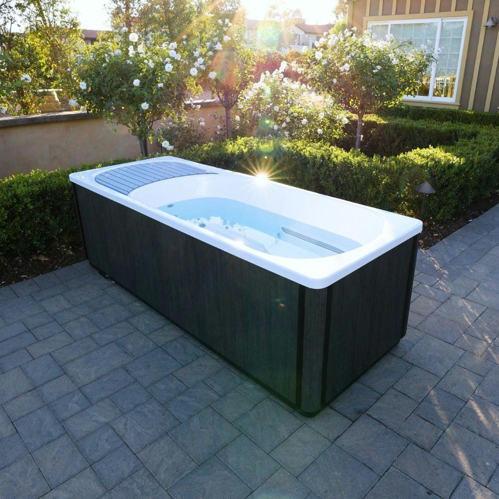 Jacuzzi Kodiak Cold Plunge